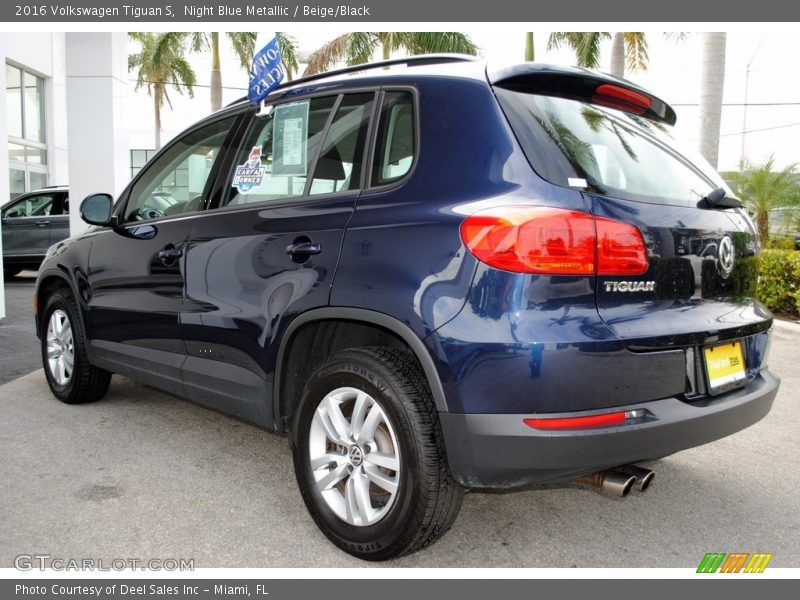 Night Blue Metallic / Beige/Black 2016 Volkswagen Tiguan S