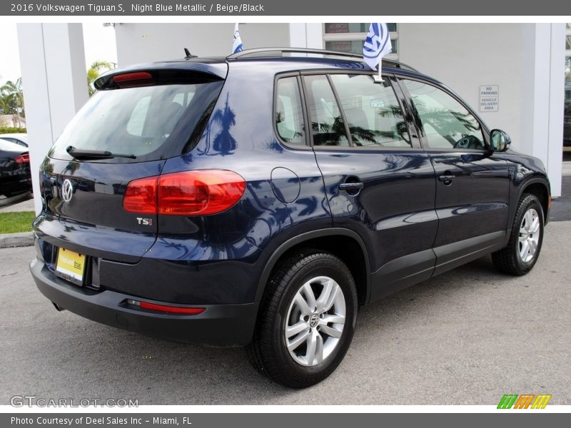 Night Blue Metallic / Beige/Black 2016 Volkswagen Tiguan S