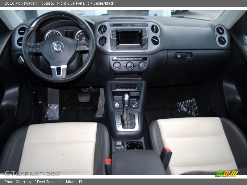 Night Blue Metallic / Beige/Black 2016 Volkswagen Tiguan S