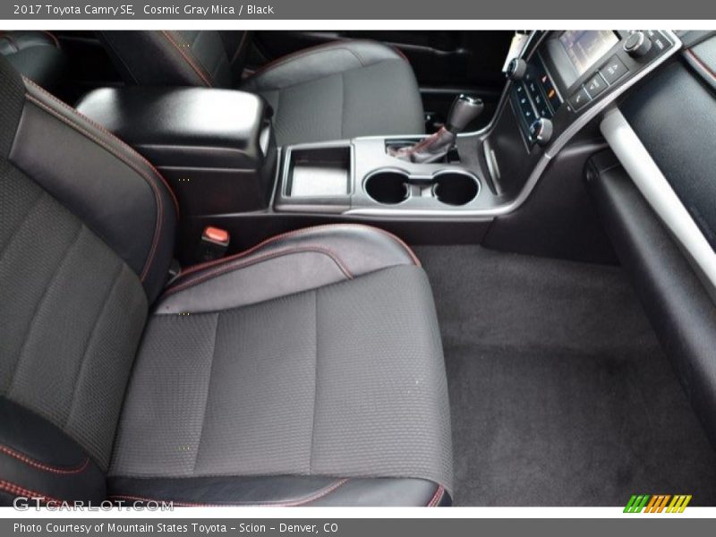 Cosmic Gray Mica / Black 2017 Toyota Camry SE