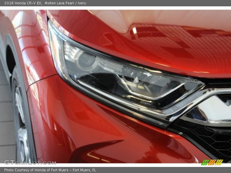 Molten Lava Pearl / Ivory 2018 Honda CR-V EX