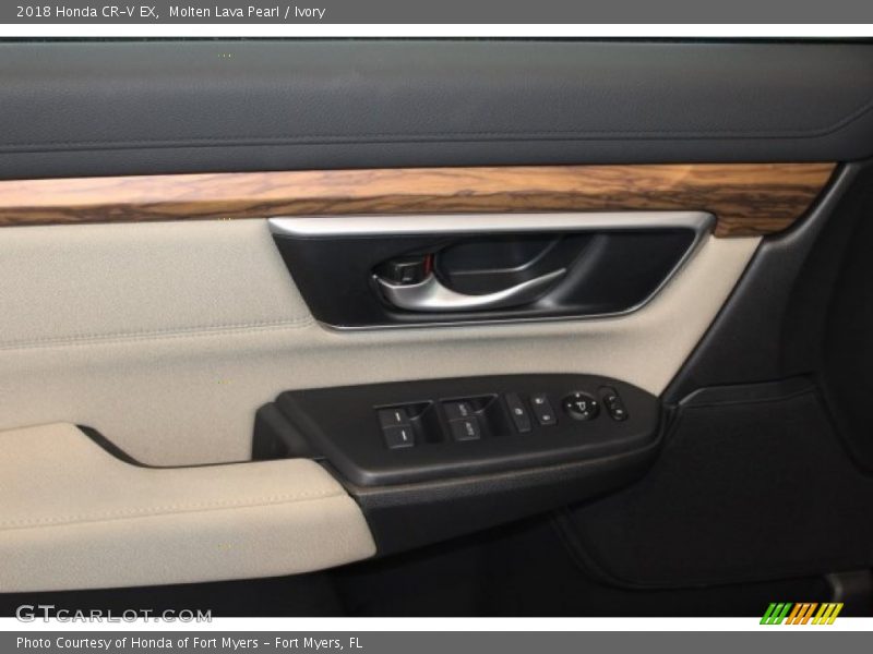 Molten Lava Pearl / Ivory 2018 Honda CR-V EX