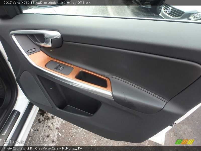 Ice White / Off Black 2017 Volvo XC60 T5 AWD Inscription