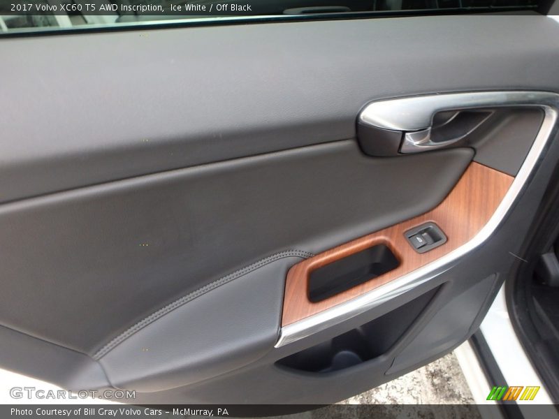 Ice White / Off Black 2017 Volvo XC60 T5 AWD Inscription