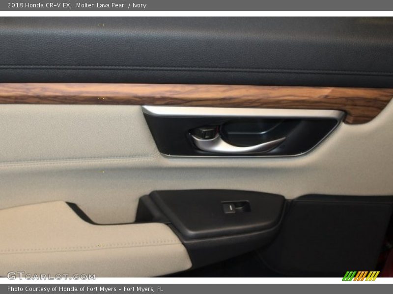 Molten Lava Pearl / Ivory 2018 Honda CR-V EX