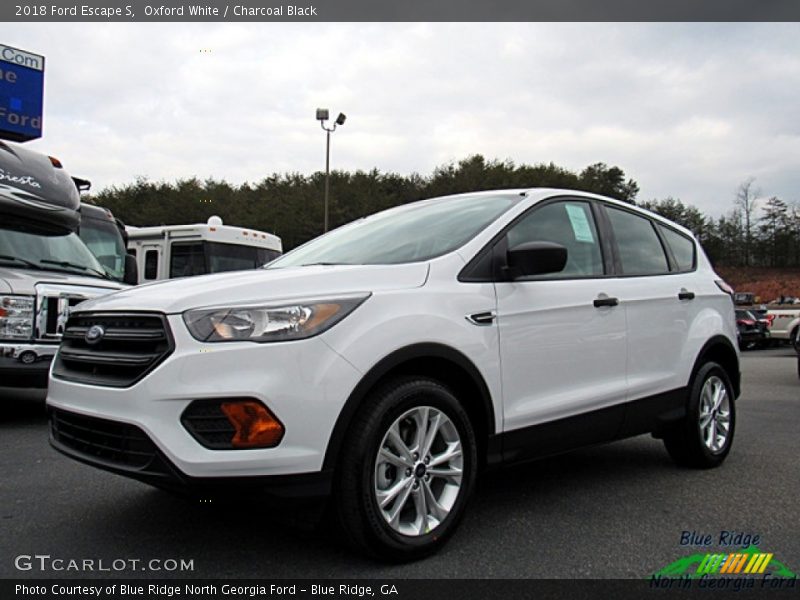 Oxford White / Charcoal Black 2018 Ford Escape S