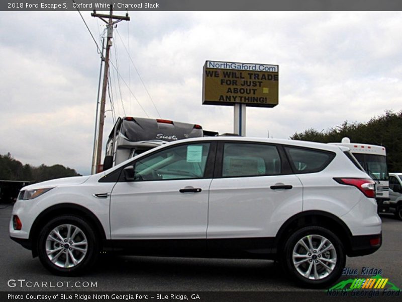 Oxford White / Charcoal Black 2018 Ford Escape S