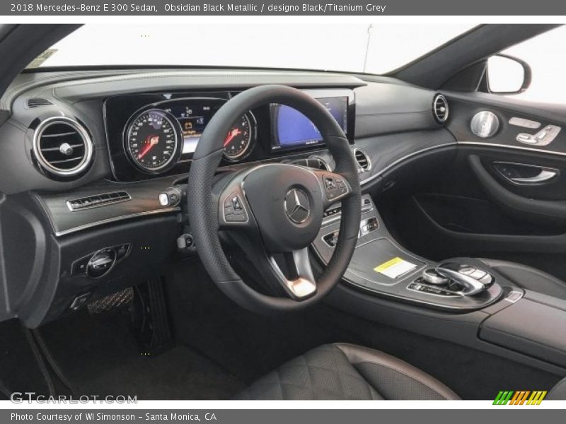 Obsidian Black Metallic / designo Black/Titanium Grey 2018 Mercedes-Benz E 300 Sedan