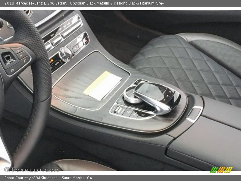 Obsidian Black Metallic / designo Black/Titanium Grey 2018 Mercedes-Benz E 300 Sedan