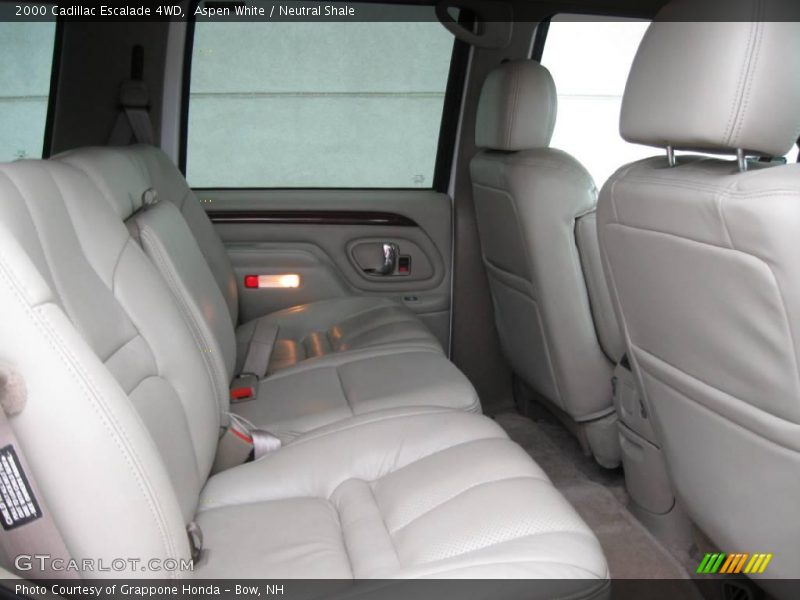 Aspen White / Neutral Shale 2000 Cadillac Escalade 4WD