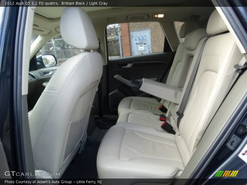 Brilliant Black / Light Gray 2012 Audi Q5 3.2 FSI quattro
