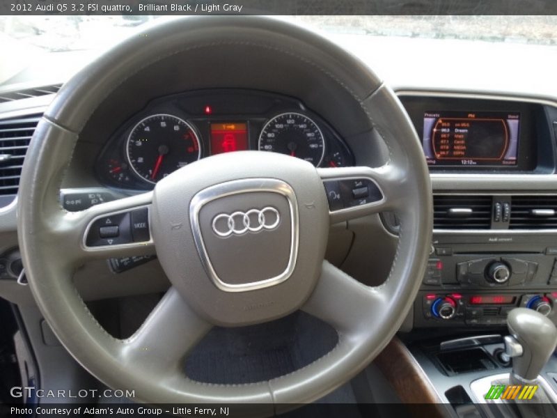 Brilliant Black / Light Gray 2012 Audi Q5 3.2 FSI quattro