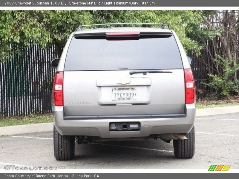 Graystone Metallic / Light Titanium/Dark Titanium 2007 Chevrolet Suburban 1500 LT