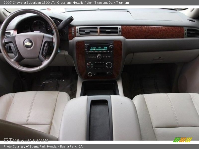 Graystone Metallic / Light Titanium/Dark Titanium 2007 Chevrolet Suburban 1500 LT