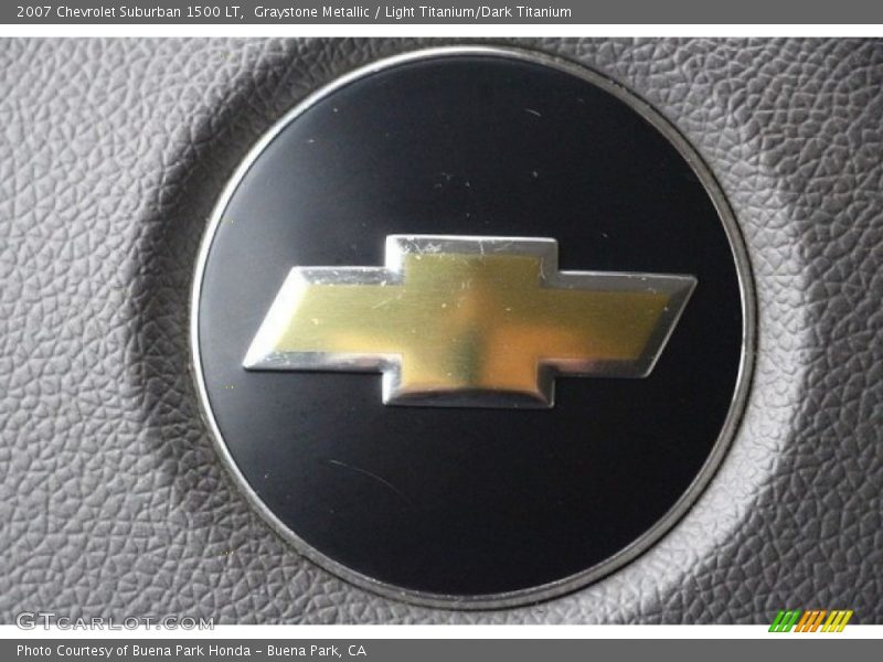 Graystone Metallic / Light Titanium/Dark Titanium 2007 Chevrolet Suburban 1500 LT