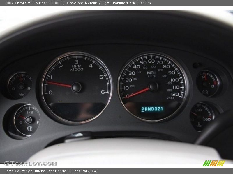 Graystone Metallic / Light Titanium/Dark Titanium 2007 Chevrolet Suburban 1500 LT