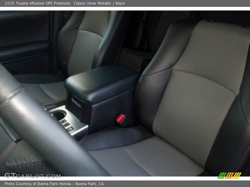 Classic Silver Metallic / Black 2015 Toyota 4Runner SR5 Premium