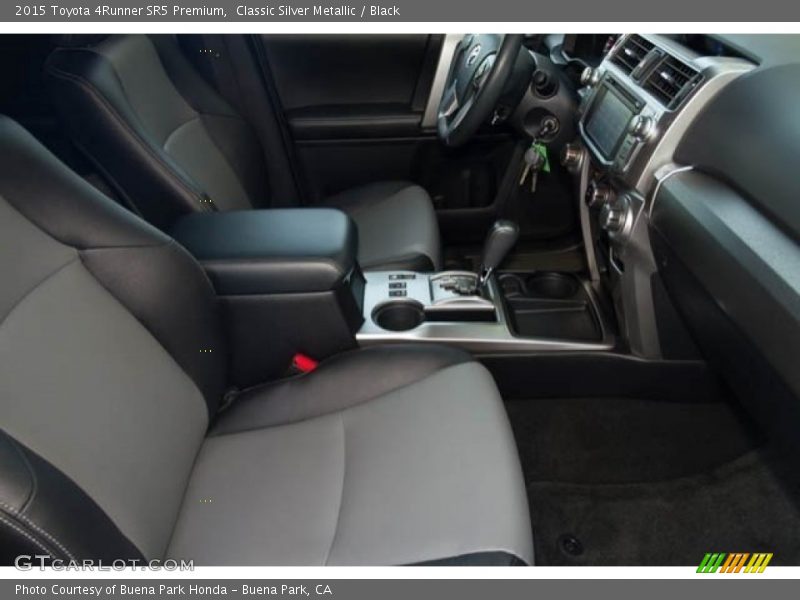 Classic Silver Metallic / Black 2015 Toyota 4Runner SR5 Premium
