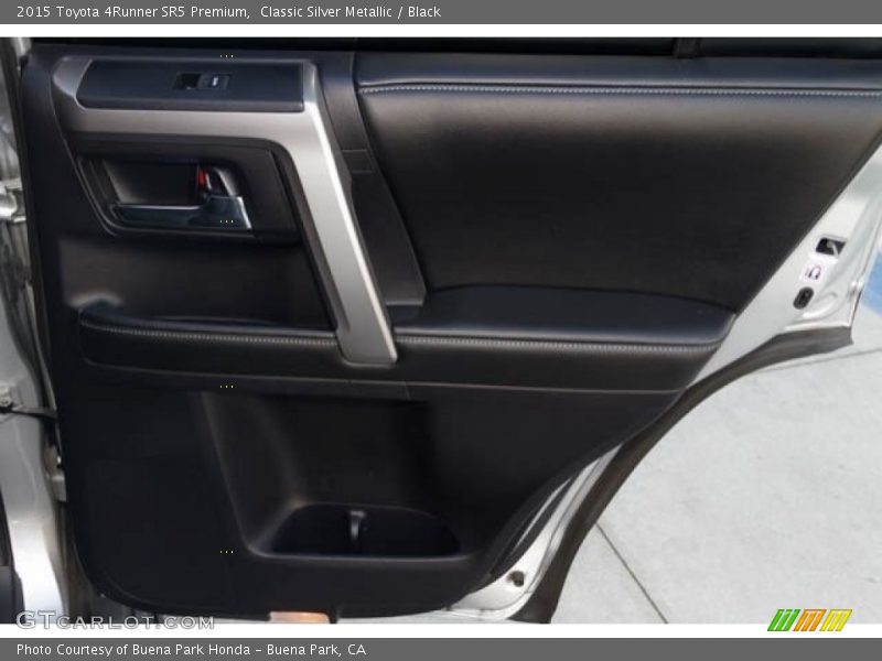 Classic Silver Metallic / Black 2015 Toyota 4Runner SR5 Premium