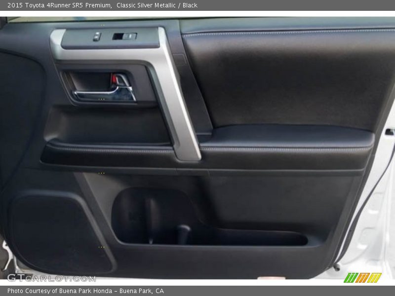 Classic Silver Metallic / Black 2015 Toyota 4Runner SR5 Premium