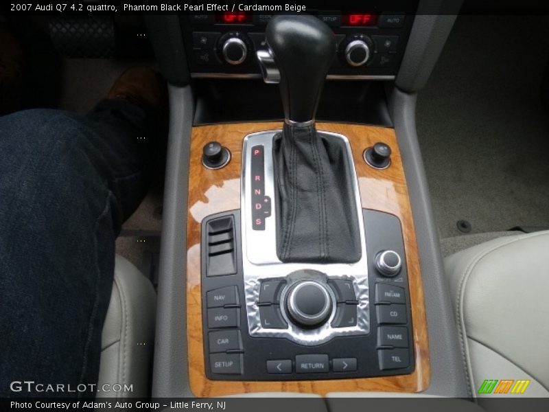 Phantom Black Pearl Effect / Cardamom Beige 2007 Audi Q7 4.2 quattro