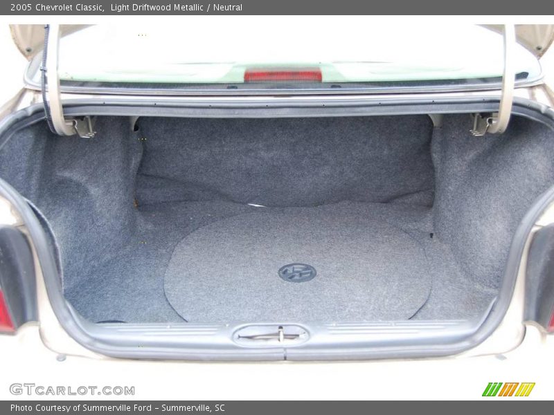 Light Driftwood Metallic / Neutral 2005 Chevrolet Classic