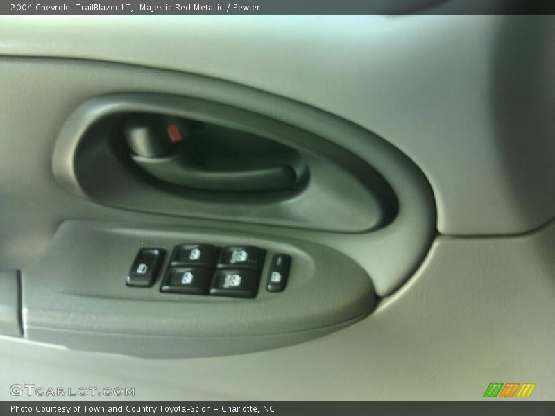 Majestic Red Metallic / Pewter 2004 Chevrolet TrailBlazer LT