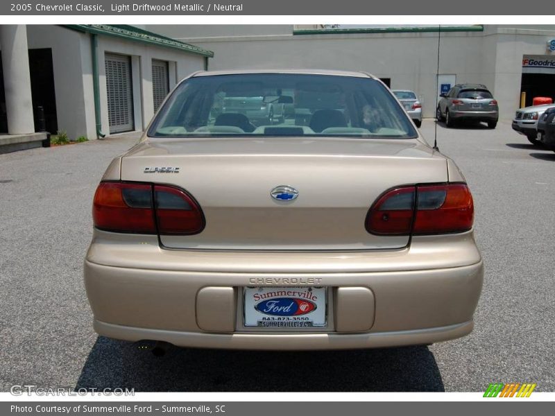 Light Driftwood Metallic / Neutral 2005 Chevrolet Classic
