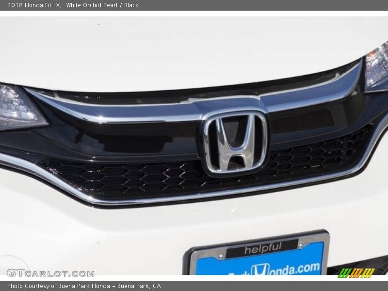 White Orchid Pearl / Black 2018 Honda Fit LX