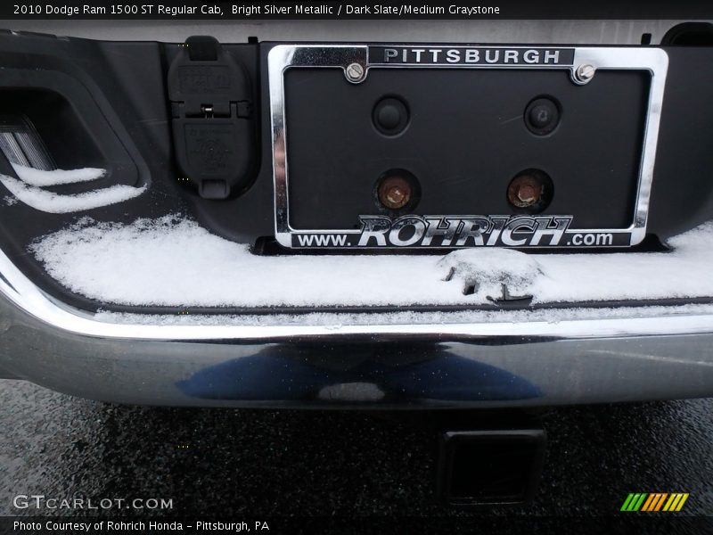 Bright Silver Metallic / Dark Slate/Medium Graystone 2010 Dodge Ram 1500 ST Regular Cab