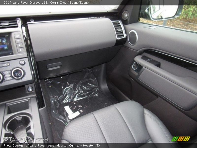 Corris Grey / Ebony/Ebony 2017 Land Rover Discovery SE