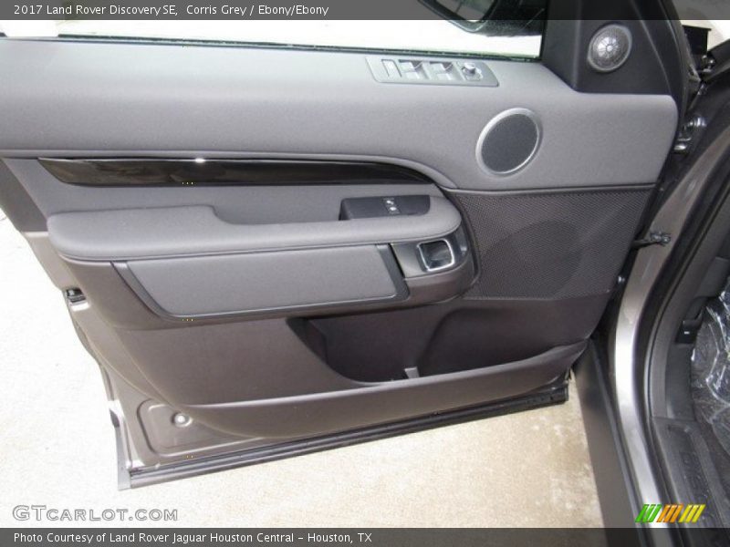 Corris Grey / Ebony/Ebony 2017 Land Rover Discovery SE