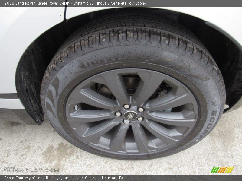 Indus Silver Metallic / Ebony 2018 Land Rover Range Rover Velar R Dynamic SE