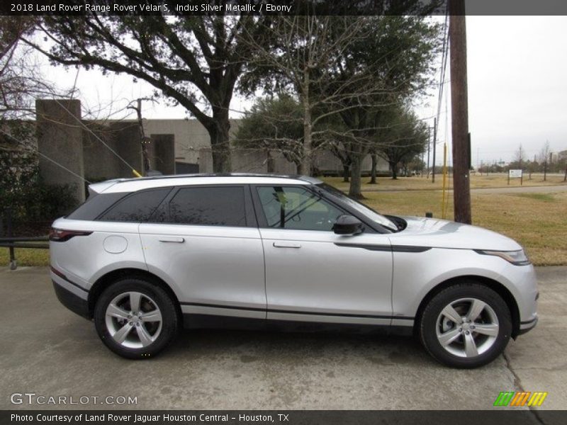 Indus Silver Metallic / Ebony 2018 Land Rover Range Rover Velar S