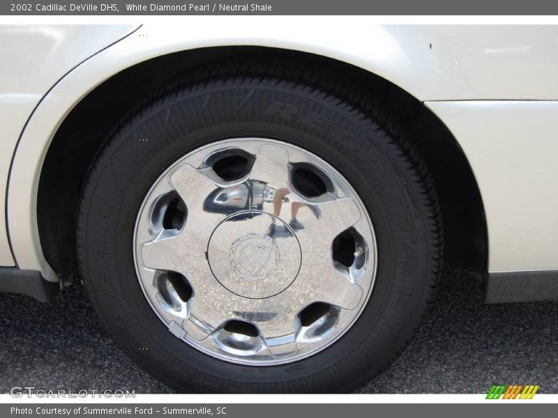 White Diamond Pearl / Neutral Shale 2002 Cadillac DeVille DHS