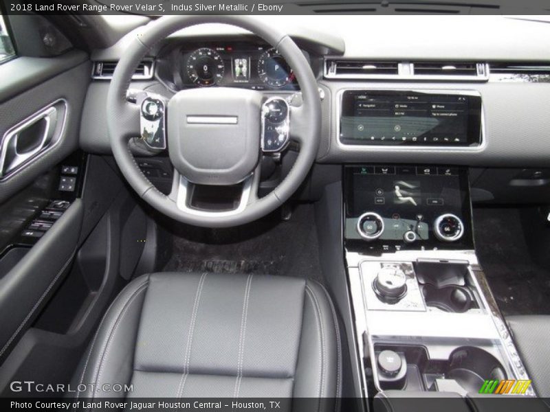 Indus Silver Metallic / Ebony 2018 Land Rover Range Rover Velar S