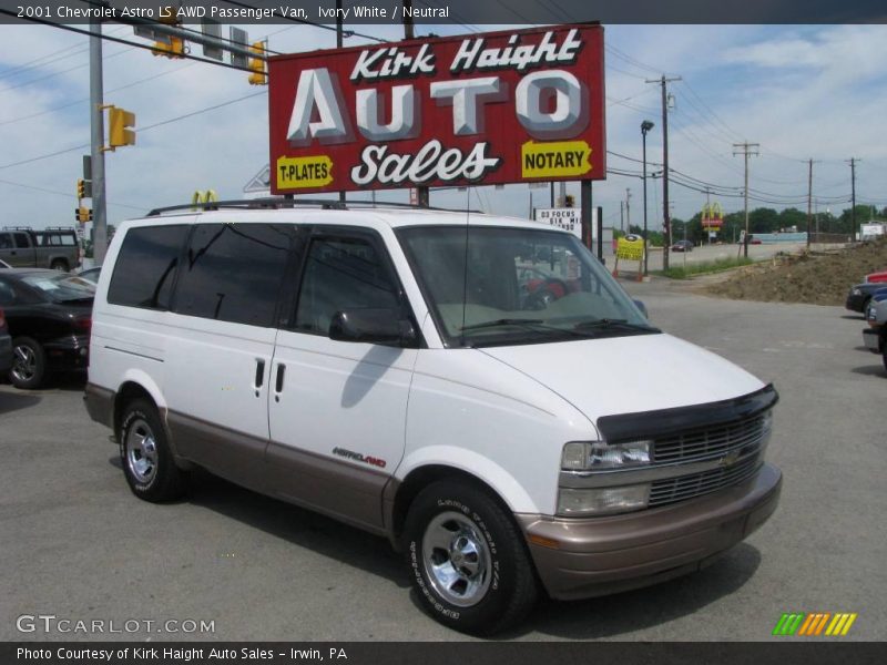 Ivory White / Neutral 2001 Chevrolet Astro LS AWD Passenger Van