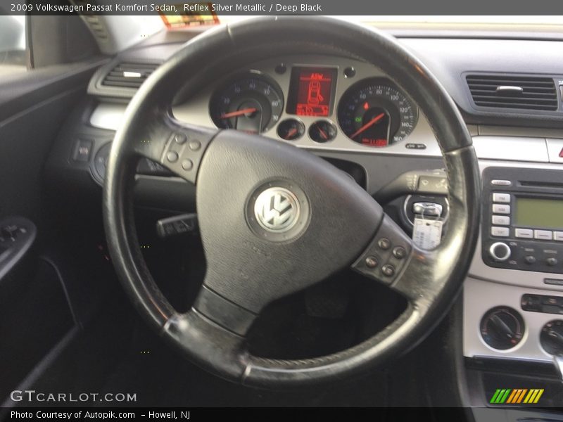 Reflex Silver Metallic / Deep Black 2009 Volkswagen Passat Komfort Sedan