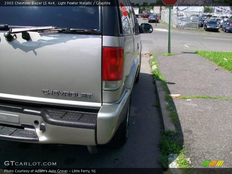 Light Pewter Metallic / Graphite 2003 Chevrolet Blazer LS 4x4