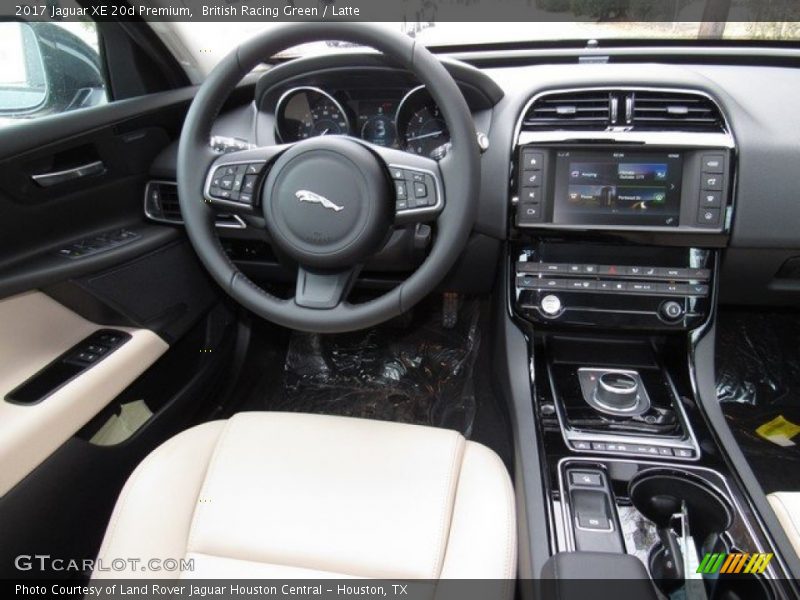 British Racing Green / Latte 2017 Jaguar XE 20d Premium