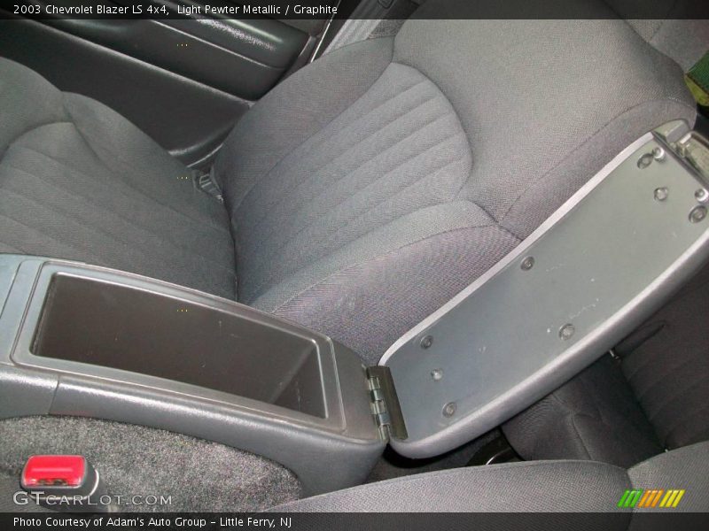 Light Pewter Metallic / Graphite 2003 Chevrolet Blazer LS 4x4