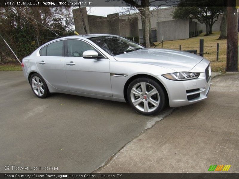 Rhodium Silver / Jet 2017 Jaguar XE 25t Prestige