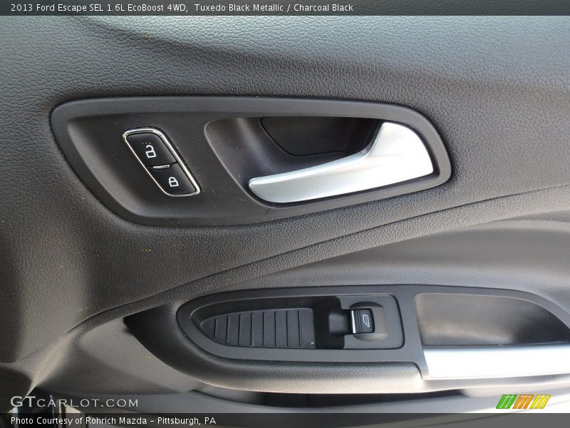 Tuxedo Black Metallic / Charcoal Black 2013 Ford Escape SEL 1.6L EcoBoost 4WD