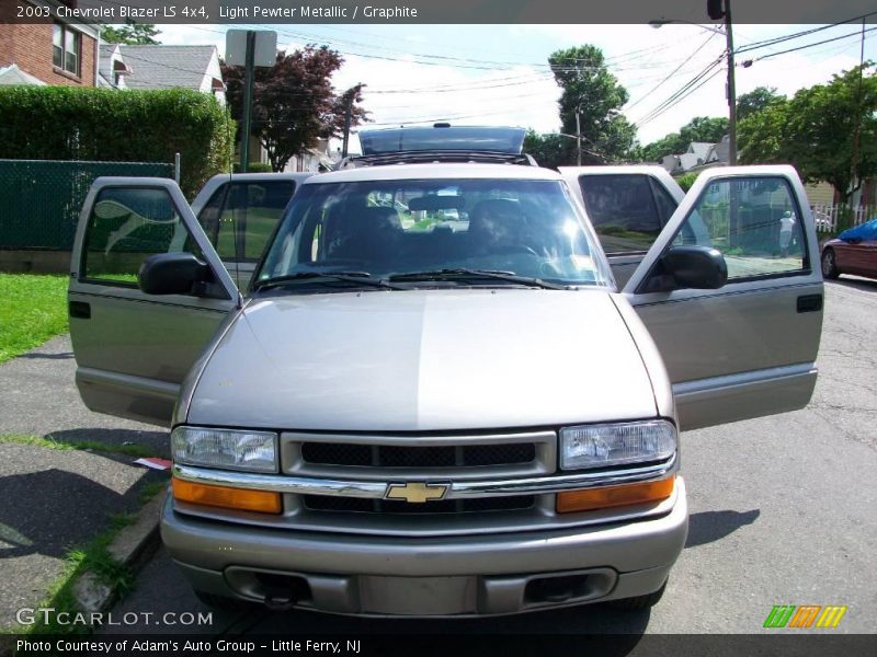 Light Pewter Metallic / Graphite 2003 Chevrolet Blazer LS 4x4