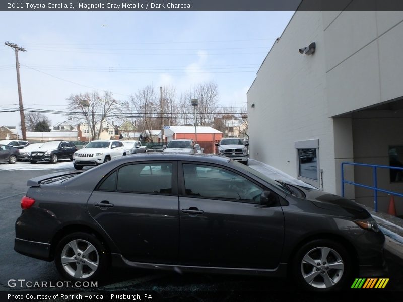 Magnetic Gray Metallic / Dark Charcoal 2011 Toyota Corolla S