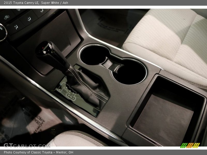 Super White / Ash 2015 Toyota Camry LE