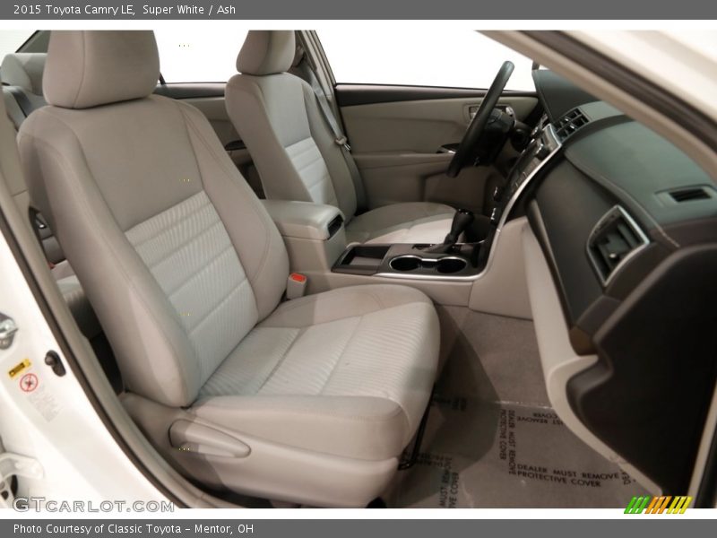 Super White / Ash 2015 Toyota Camry LE