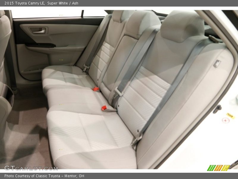 Super White / Ash 2015 Toyota Camry LE