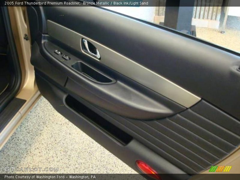 Bronze Metallic / Black Ink/Light Sand 2005 Ford Thunderbird Premium Roadster