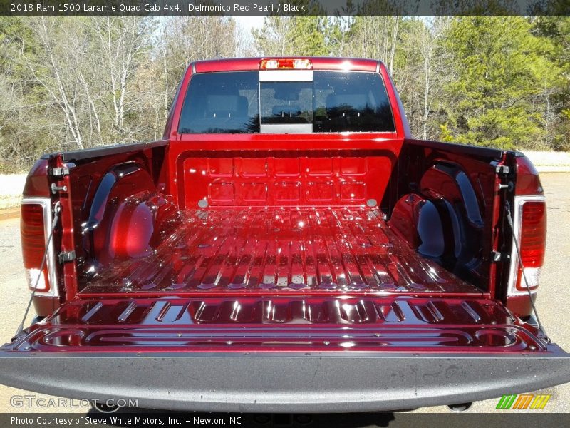 Delmonico Red Pearl / Black 2018 Ram 1500 Laramie Quad Cab 4x4